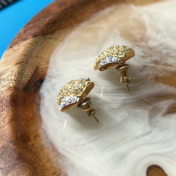 🖤14K gold post “X” design earrings - Picture 8 of 17